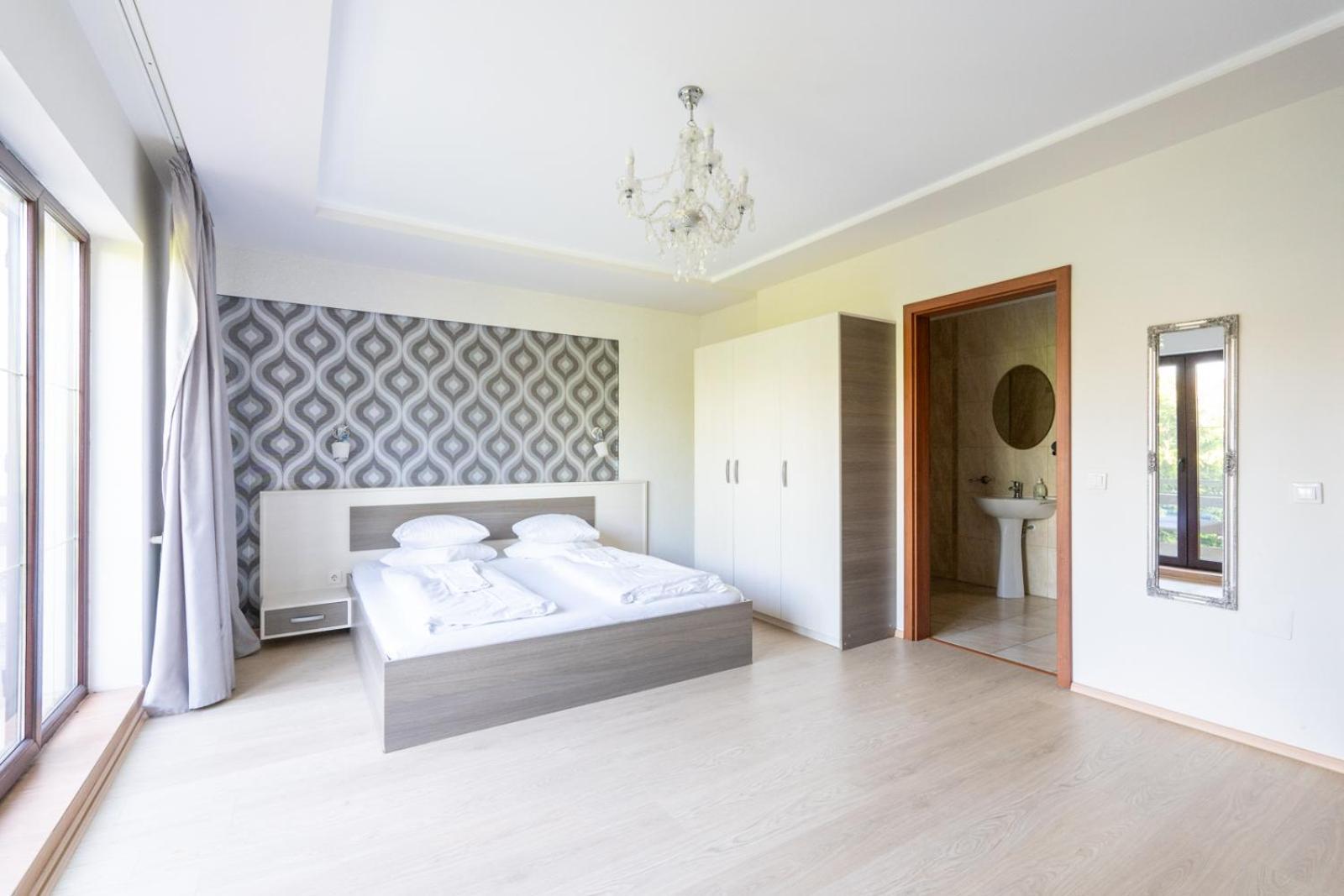 Faraway Aparthotel Near Vienna Airport With Anytime Self Check In Bruck an der Leitha-i járás Kültér fotó